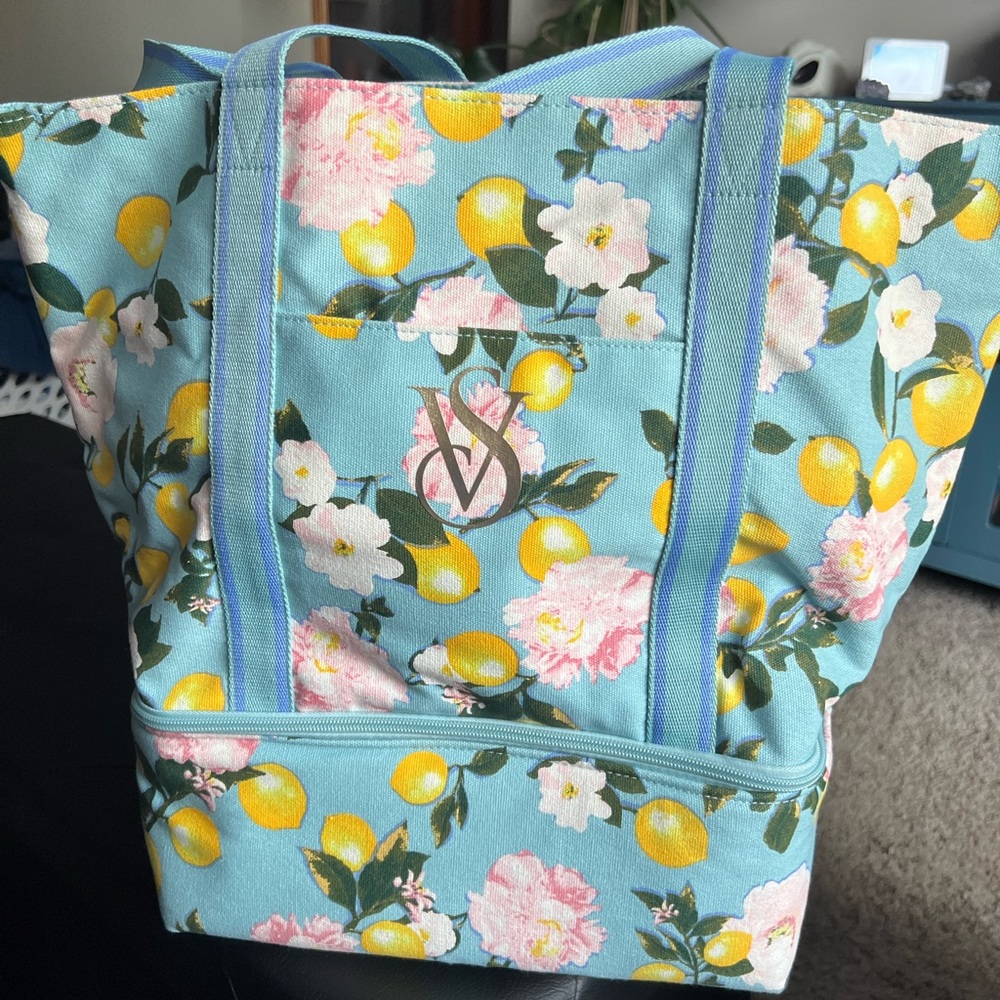 New Victoria's Secret Blue Floral and Lemon Tote